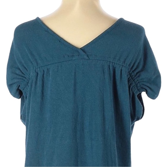 🌺 Pleione Nordstrom Shirred Short Sleeve Teal Textured Top Size XS NWT - Picture 4 of 10